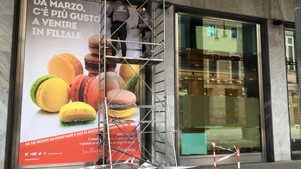 Milano la boutique di pasticceria Iginio Massari - banca