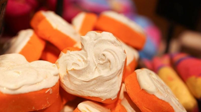 Lush San Valentino Milano