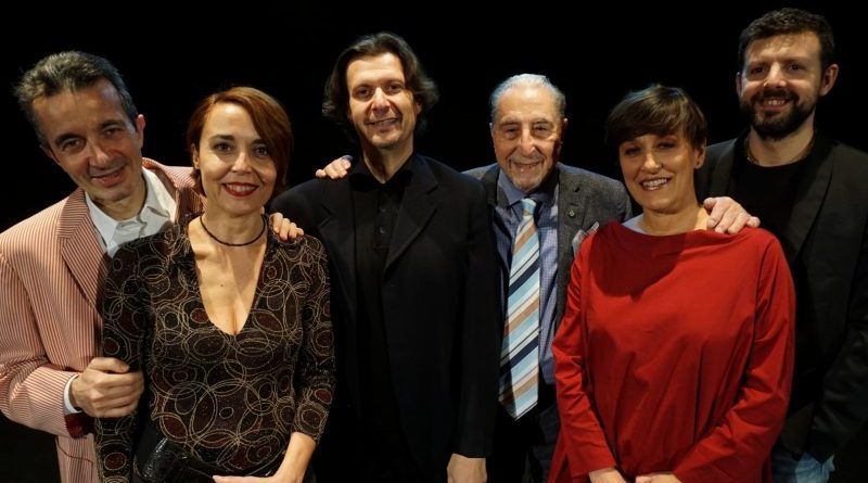 Spettacolo al Teatro Delfino