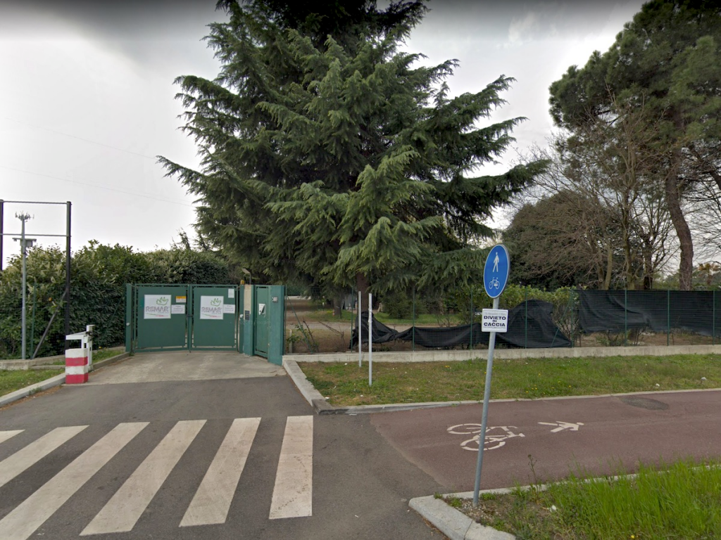 Struttura per senzatetto con i cani