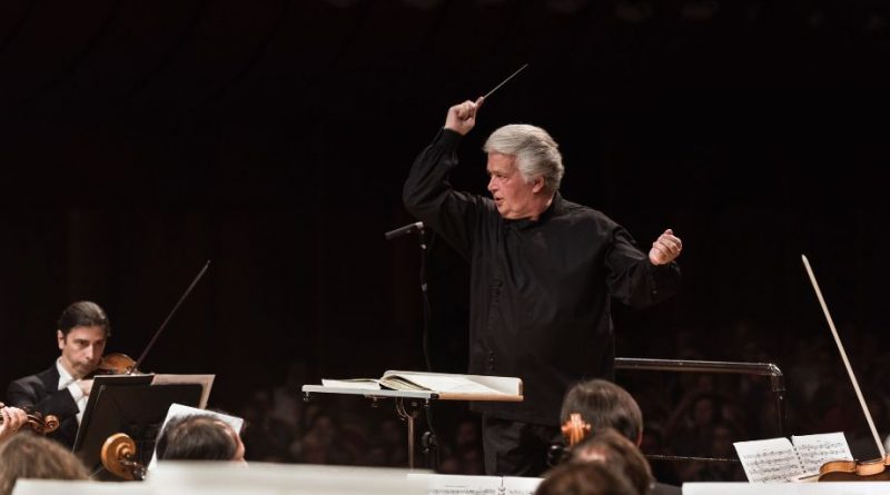 Capodanno a Milano Claus Peter Flor dirige laVerdi nella Nona di Beethoven©StudioHanninen