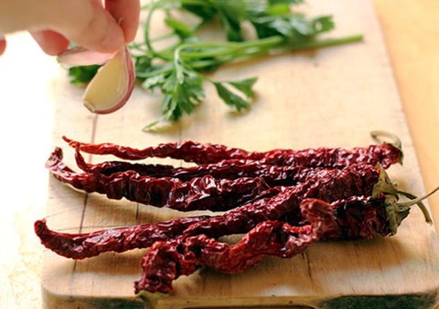 Capodanno in Basilicata - i peperoni cruschi di Senise