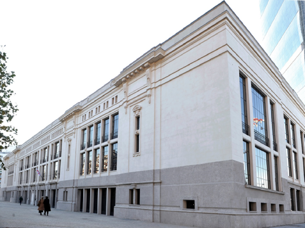 Milano Palazzo delle Scintille va a Generali