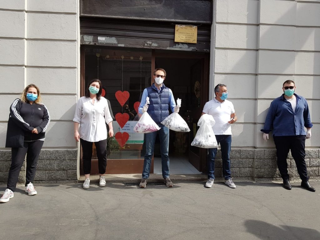 consegna mascherine gratis a Rogoredo