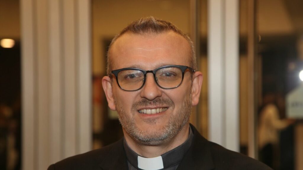 Don Gianluca Bernardini