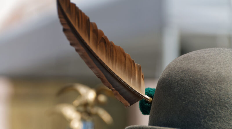 Cappello Alpino simbolica - ph Regione Lombardia