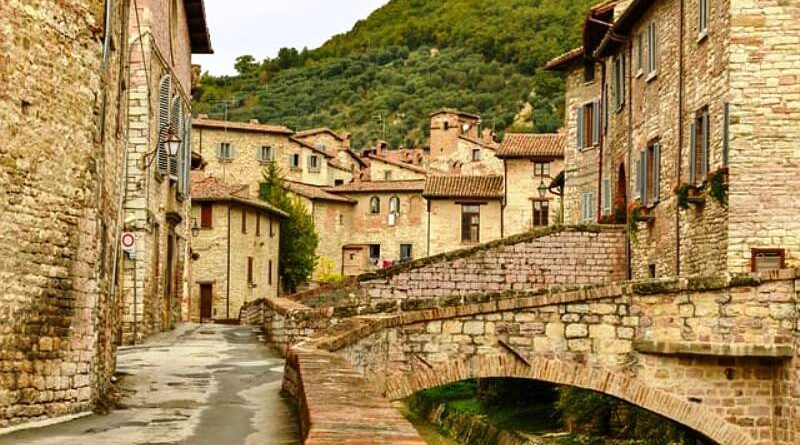 Gubbio - Foto di chscalone da Pixabay