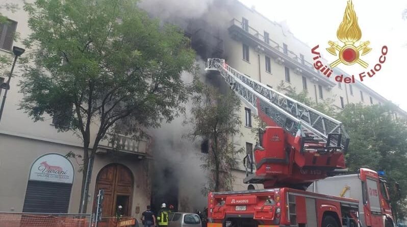 incendio Gambara ph Vigili del Fuoco