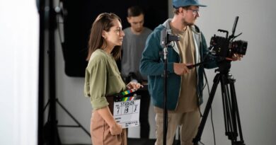 Lavoro nel cinema: meno risorse per produrre, ma il settore cambia forma